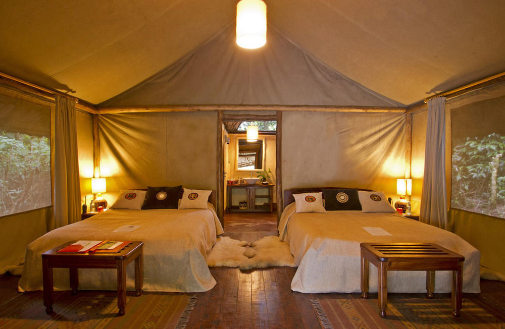 Sanctuary Gorilla Forest Camp Hotel Ntungamo  ภายนอก รูปภาพ